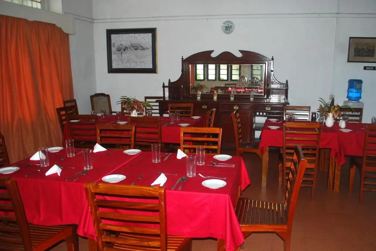 Guest house The Kandy Club Hotel